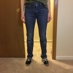 Levi’s 314 Shaping Straight Jeans 29/32